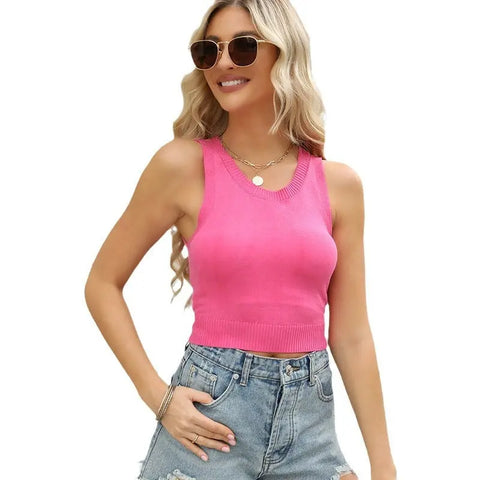 Knitted camisole in soft pink with a slim, cropped fit