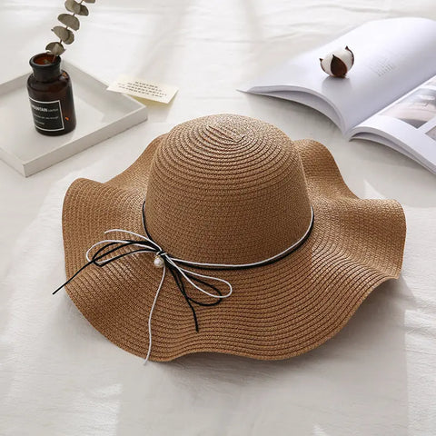 Women's Wavy Edge Big Brim Straw Hat Korean Travel Looty Lush